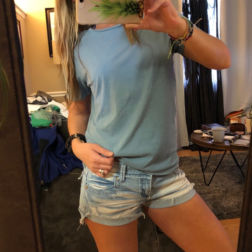 washed blue short sleeve tee🔵